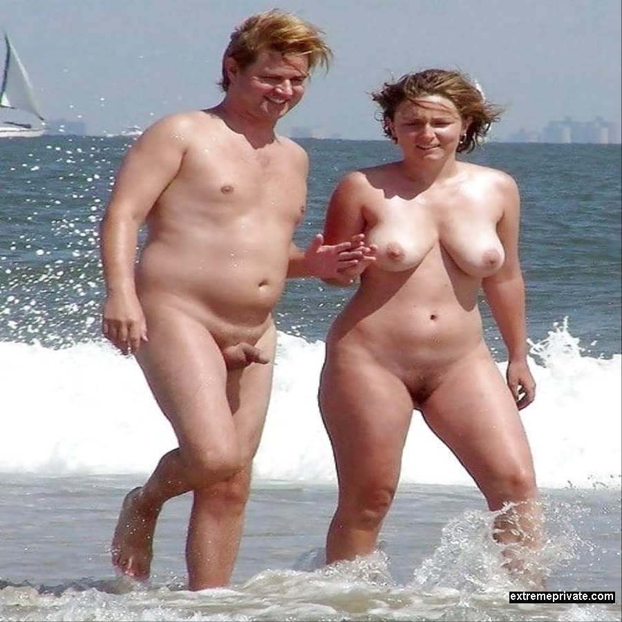 Sexy Nudist Couples In Holida